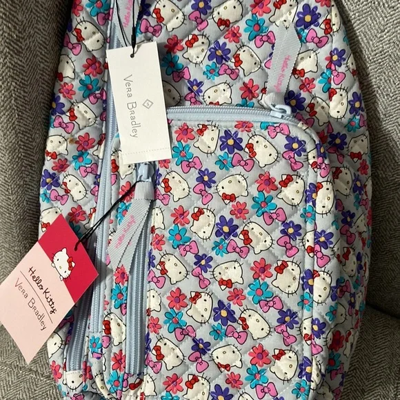 🎀 NWT Vera Bradley x Hello Kitty 🎀 Limited Edition Sling Backpack - Picture 6 of 9